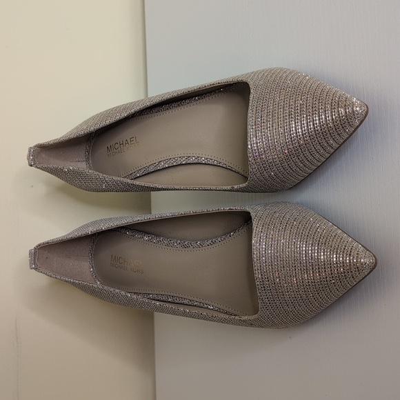 Michael Kors 7.5 Alina Flex Pump Pale Gold Glitter Chain Mesh Heels, NEW - Picture 4 of 11
